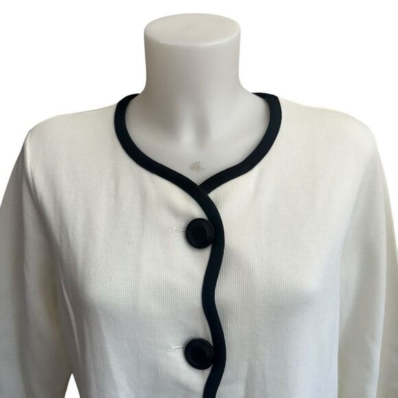 Bob Mackie White Knit Button Down Cardigan Black Wavy Trim Wearable Art M NEW - Picture 2 of 10